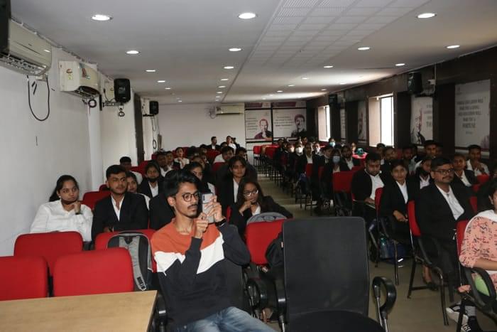 GH Raisoni Law School Nagpur Campus Life photo 3